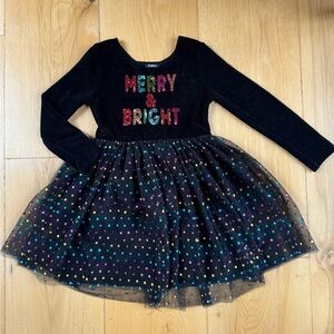 Cute and comfy girl Christmas dress. Barely worn, great condition. Size 6x.